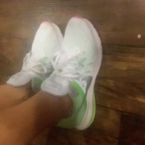 Nike zoom winflo 2 size 10