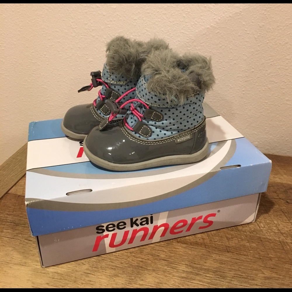 See Kai Runners, size 5 toddler boots