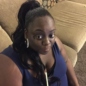 Meet your Posher, Latoya