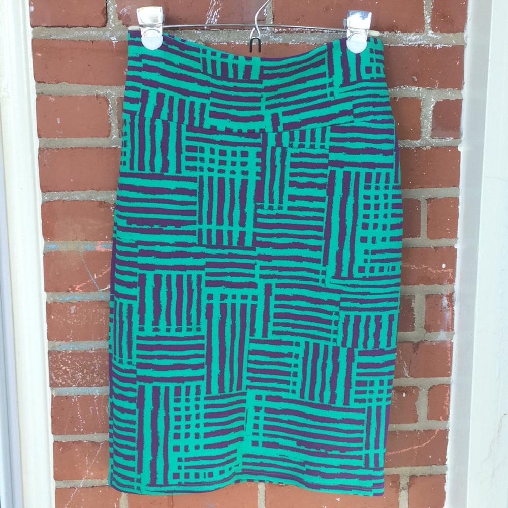 LuLaRoe Cassie pencil skirt