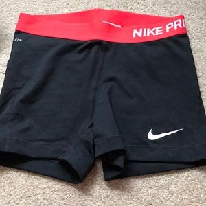 Black Nike Pros