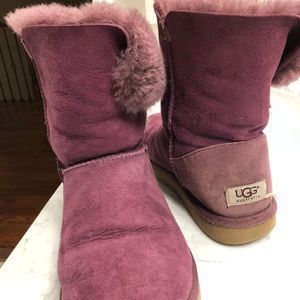 PRICE DROP Ugg Boots Bailey Button Purple Size 8