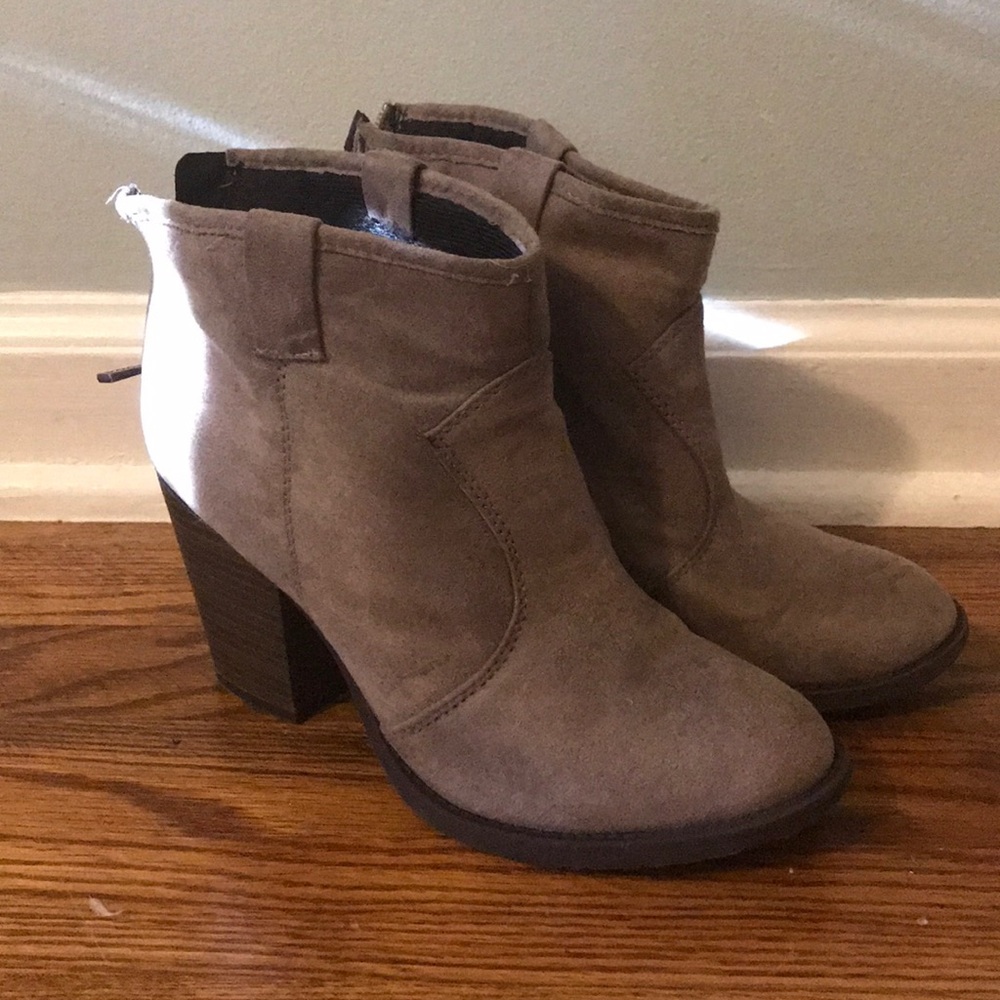 Soda heeled booties