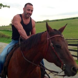 Meet your Posher, Johnny