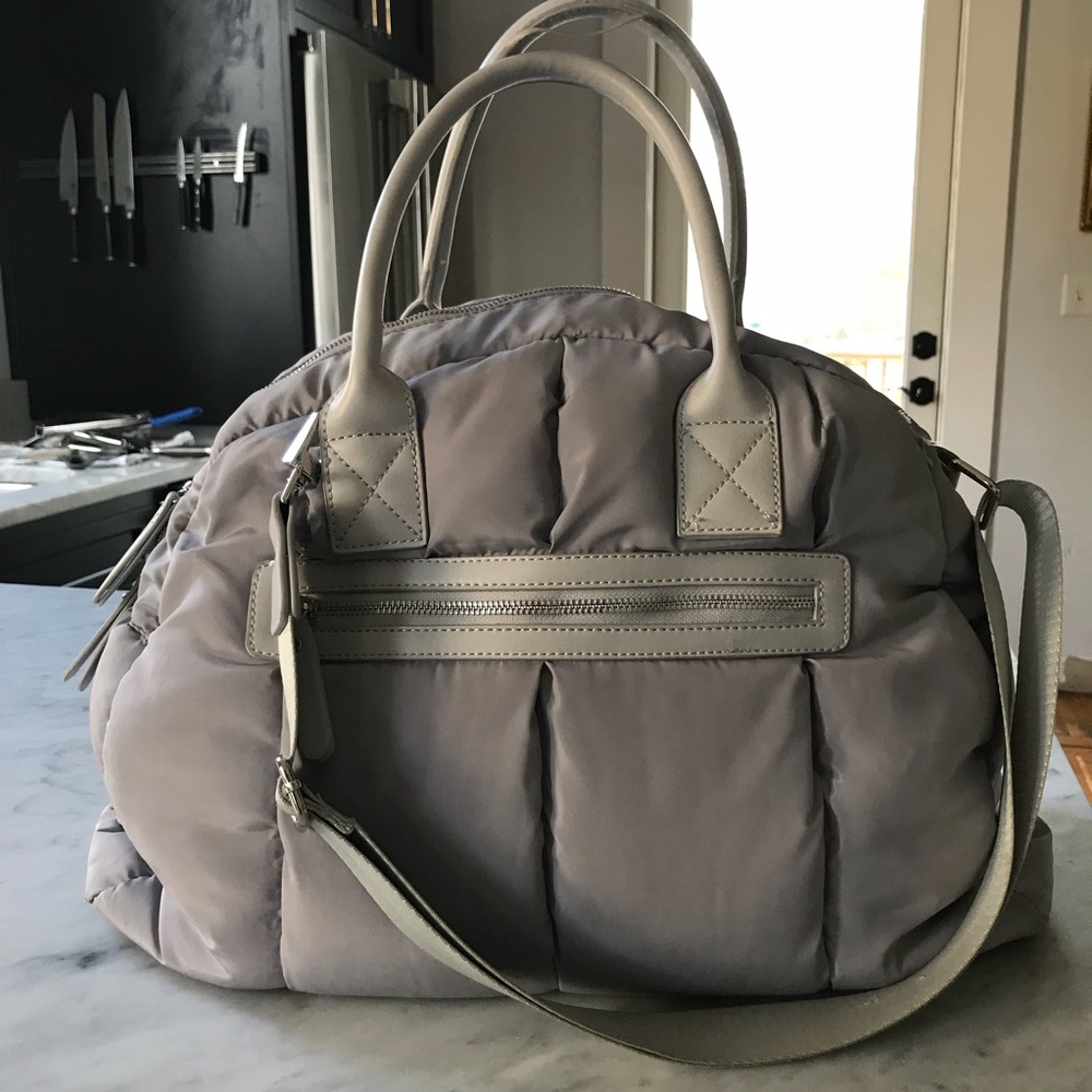 Sol & Selene - The Flying High travel weekender