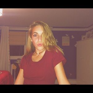 Meet your Posher, Maxine