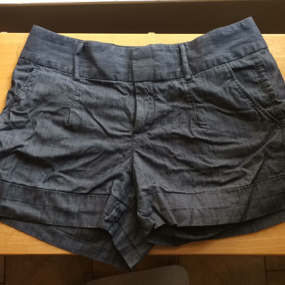 Banana Republic Martin Fit dressy jean shorts