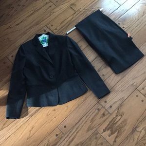 Wool blend small-pinstripe women's  suit