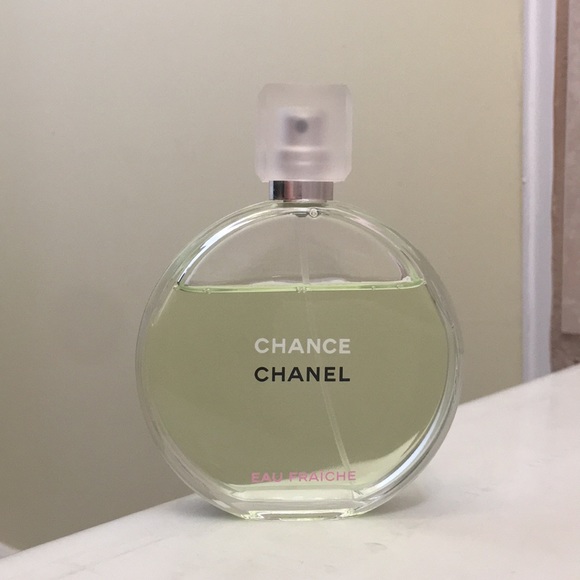 chanel chance eau fraiche kicks