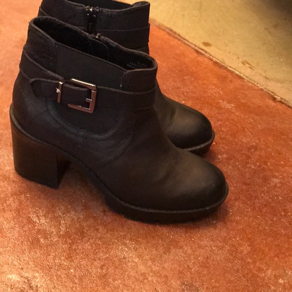 Steve Madden Shoes - Boots