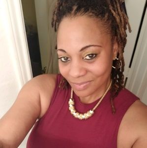 Meet your Posher, Karla