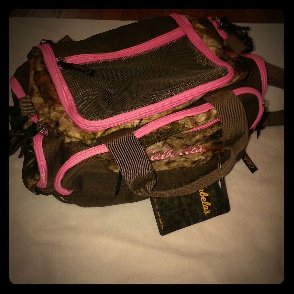 Cabelas camo gear bag Nwt