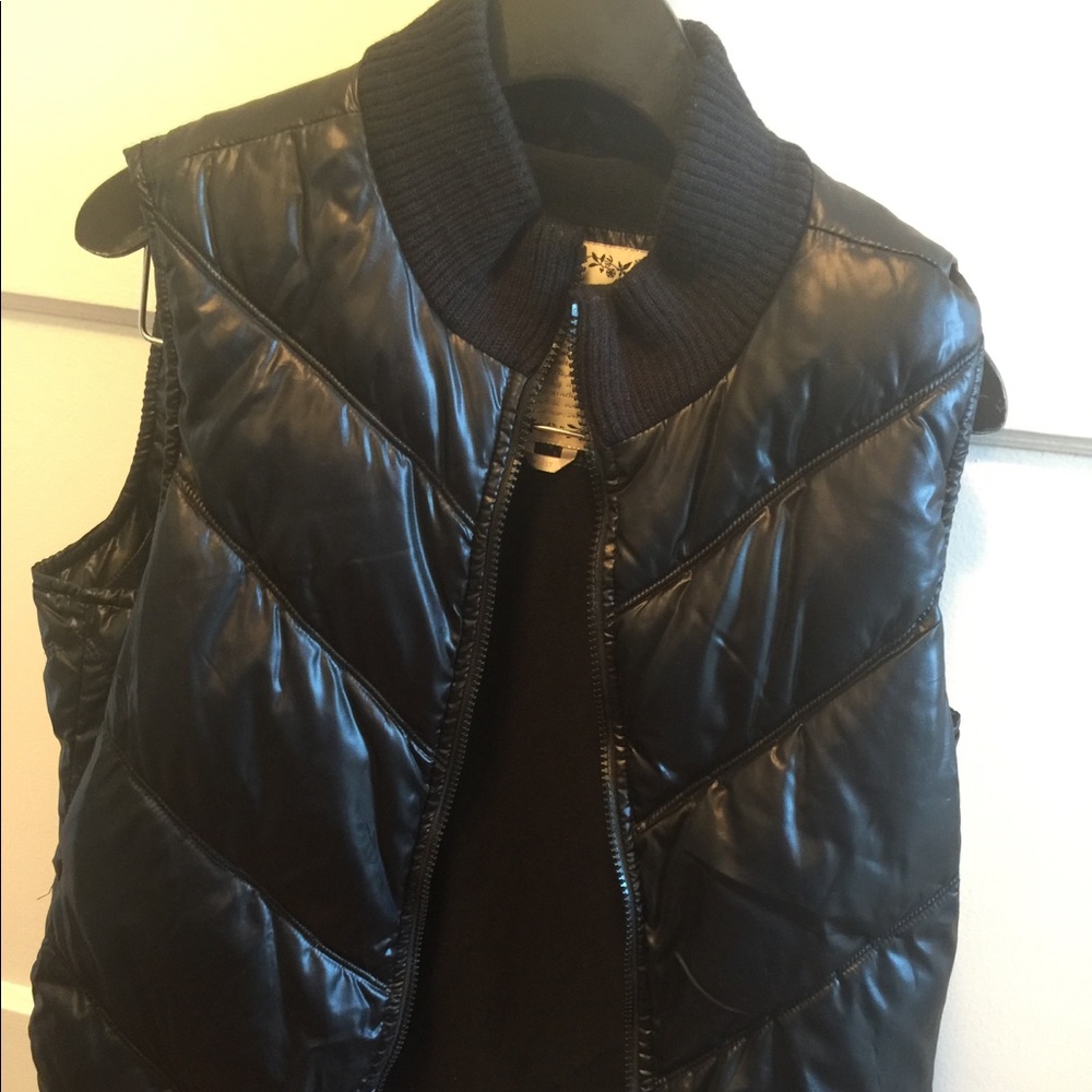 Black Vest (Very Comfortable)