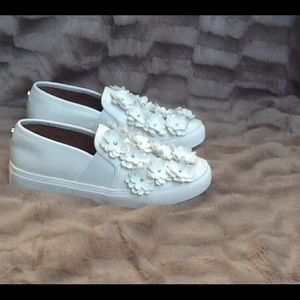 Steve Madden Flower Slip-On Sneakers