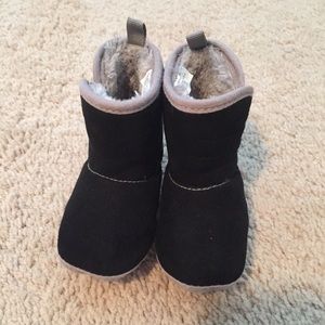 Infant boots