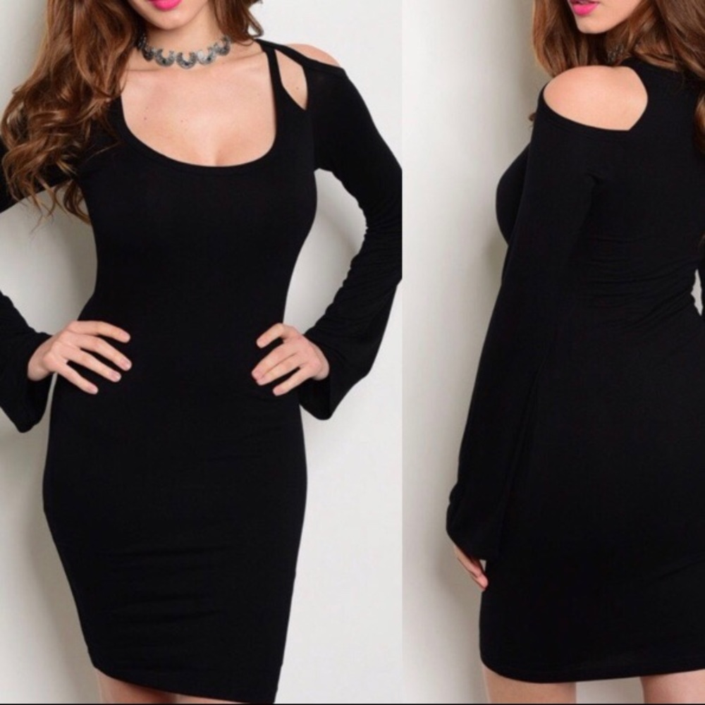 🆕🇺🇸Black Long-Sleeve Cut-Out Mini Dress - Picture 1 of 1
