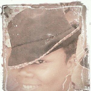 Meet your Posher, Quantina