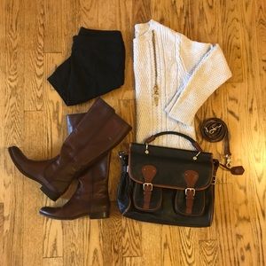 ** CLOSET CLEAR OUT!** Schuler & Sons messenger