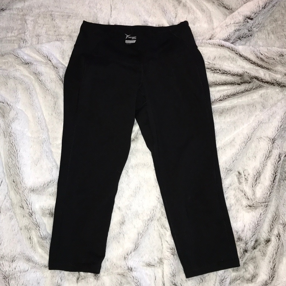 Cropped Athletic Leggings
