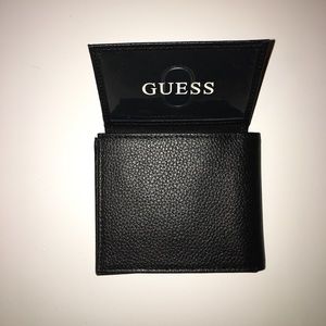 ✨NEW Guess Wallet