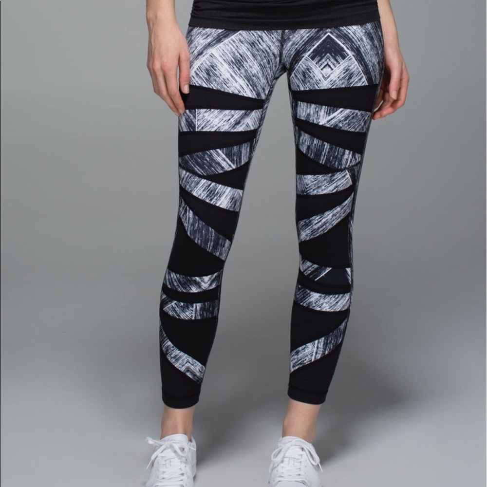 Lululemon High Times Heat Wave Leggings