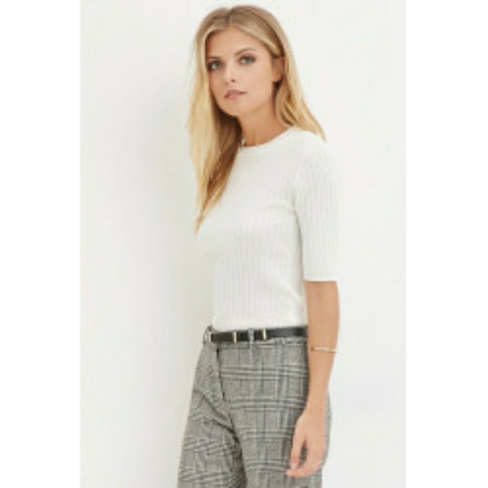 NWT💕RIBBED SWEATER