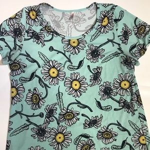 LuLaRoe Classic T