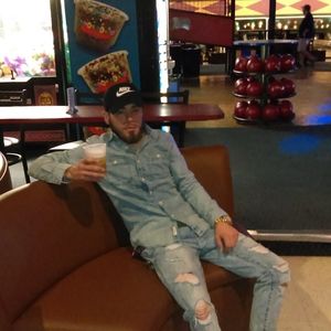 Meet your Posher, Jake