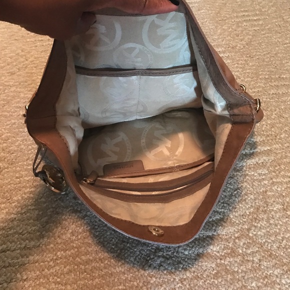 Authentic Michael Kors 🧡 (cognac) - Picture 2 of 3