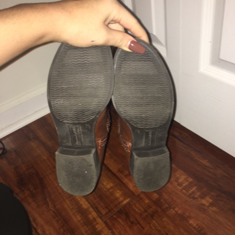 Boots - Picture 2 of 3