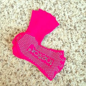NWOT pink toesox for barre