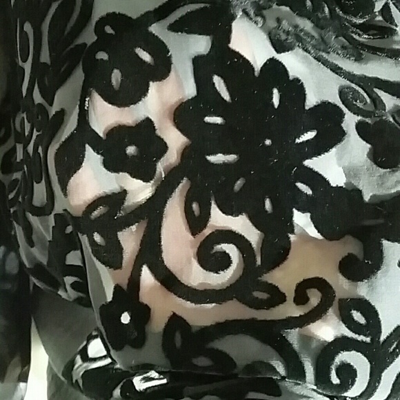 Diane Von Furstenberg Silk Assets Top - Picture 3 of 7