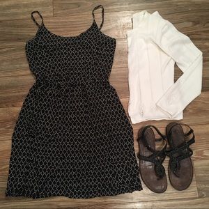 Old Navy, black and white, strap dress!