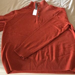 Men’s sweater