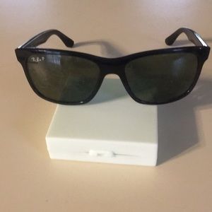 Polarized Raybans RB 4181