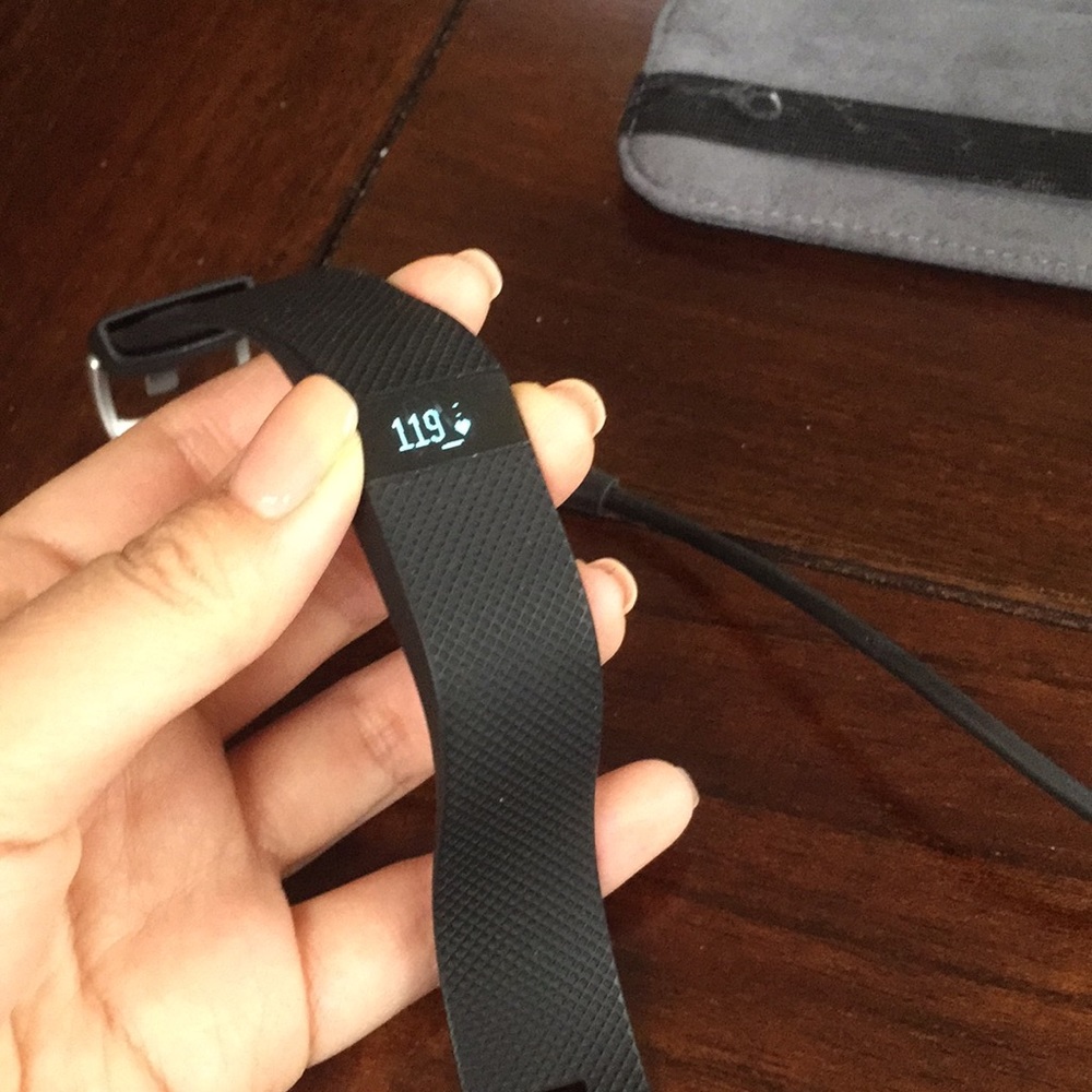 Fitbit Charge HR - Heart Rate + Activity Wristband