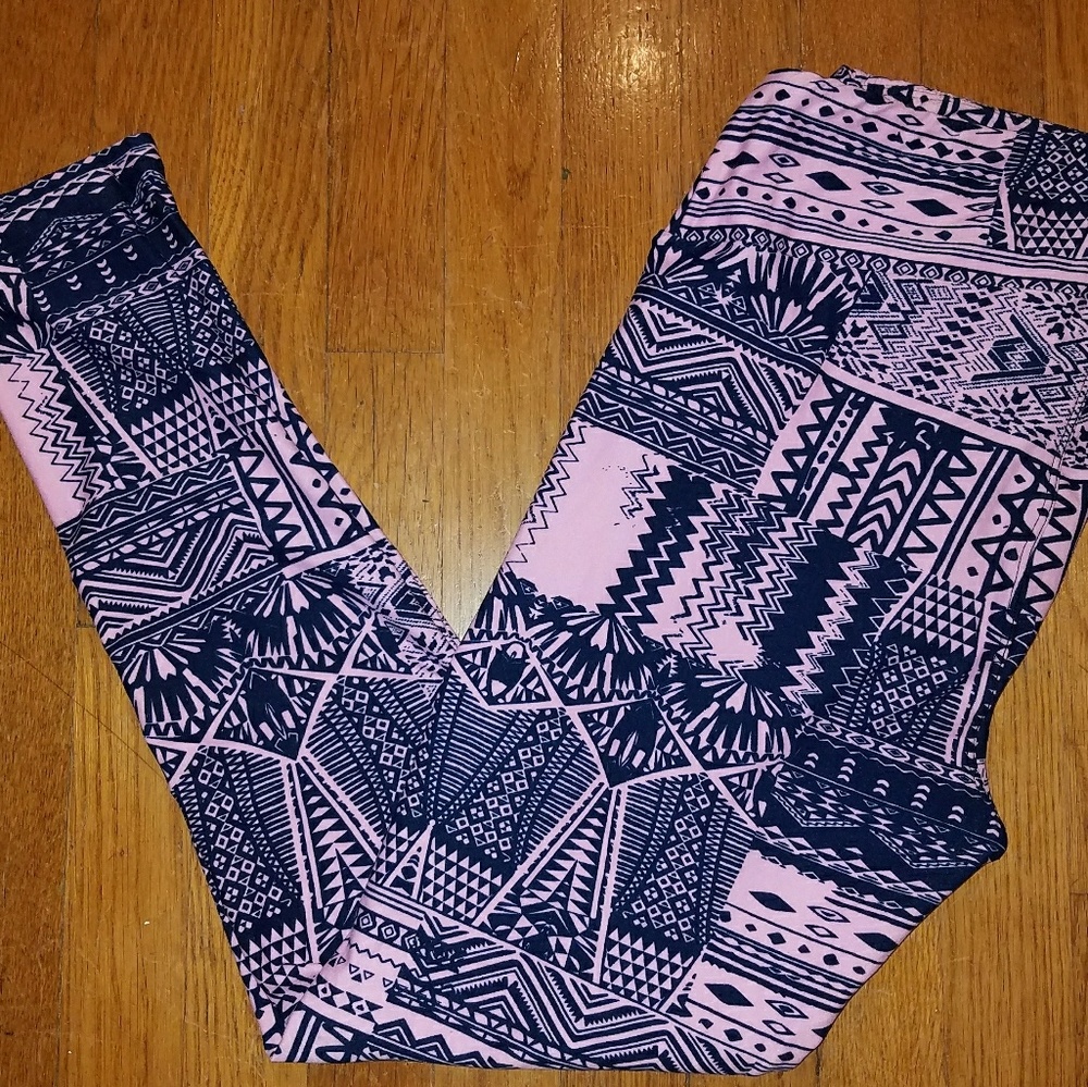 NWOT Lularoe TC pink and navy leggings