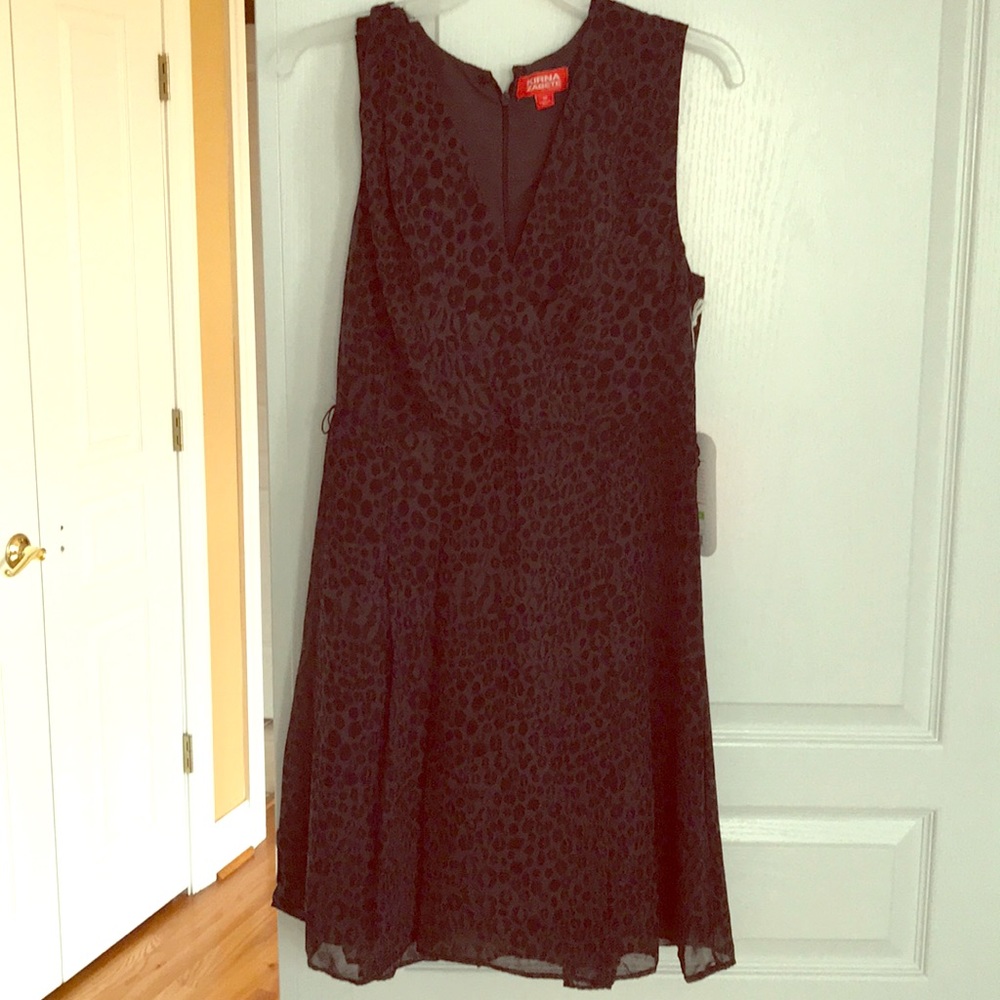 NWT Kirna Zabete Grey Animal Print Kisses Dress