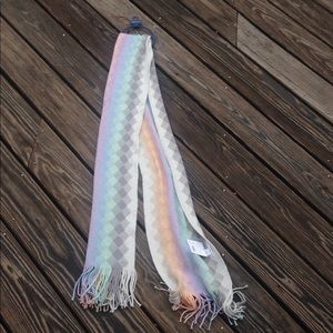NWT ! Plaid Scarf ! Black Friday sale !