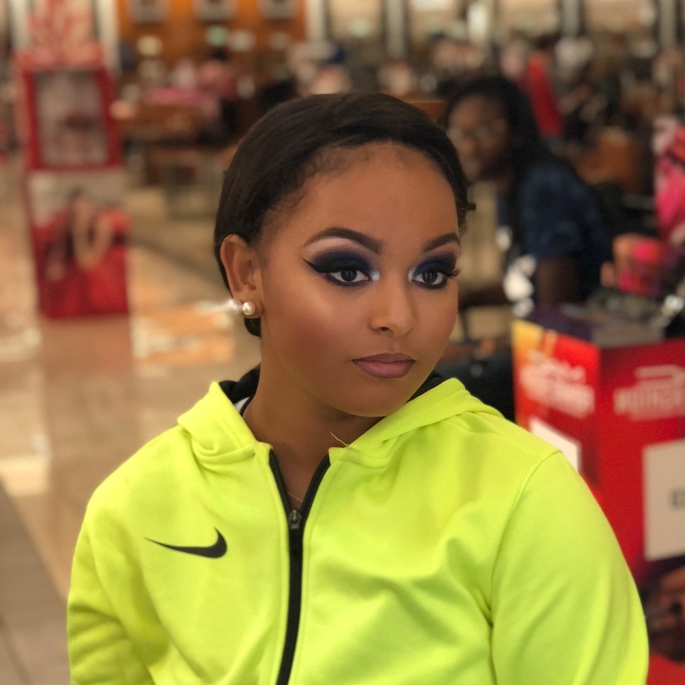 Meet your Posher, Jaelyn