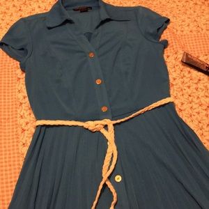 NWT ladies blue dress Dillard’s $80 8p