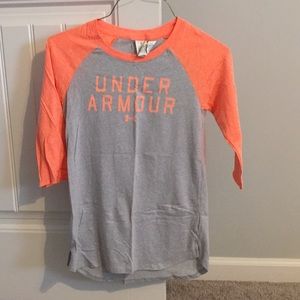 Under Armour Workout Top!