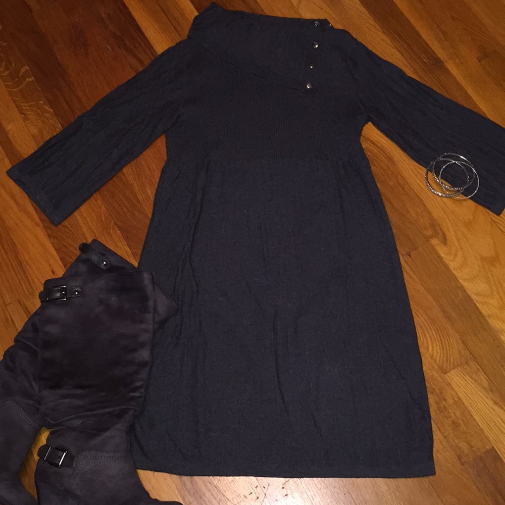Grey sweater dress/tunic 3/4 sleeves sz PM.  #J1
