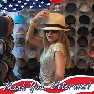 Meet your Posher, Kim