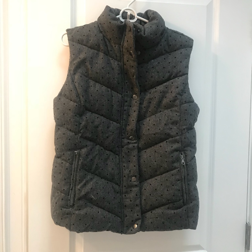 Gap polka dot puffer vest