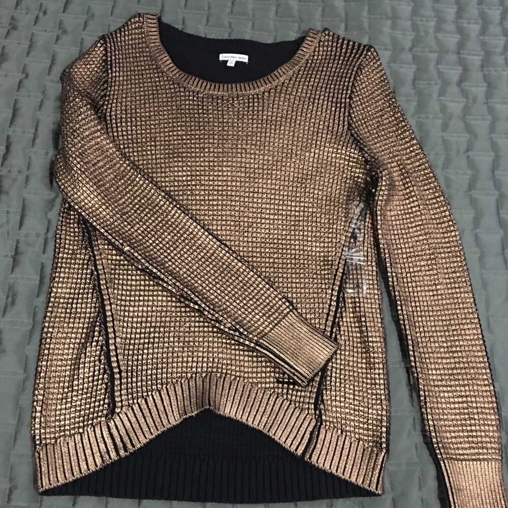 NEW  CALVIN  KLEIN  SWEATER