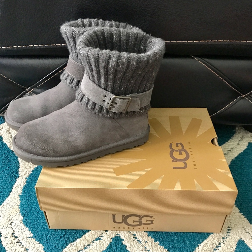 UGG Boots (Like New!)