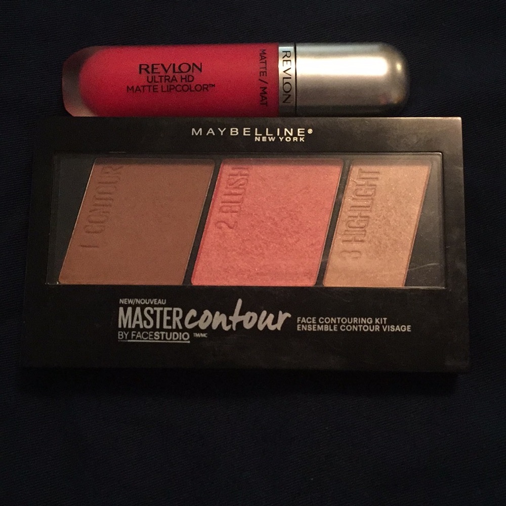 Makeup bundle