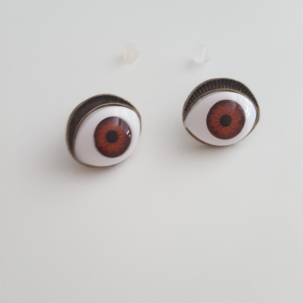 Brown Eyed Earrings - Picture 2 of 4