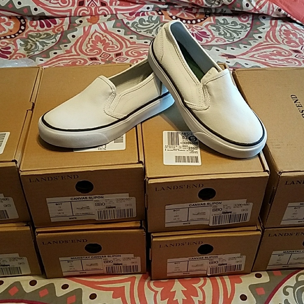 Lands End brand new Canvas slip on